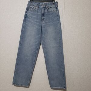 AMERICAN EAGLE....Baggy Jean Denim...SIZE:8 regular